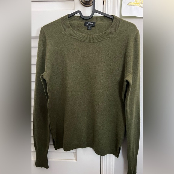 J. Crew 100% cashmere crewneck sweater size small color olive - Picture 2 of 7